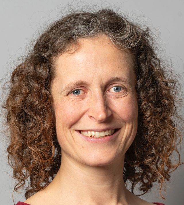 Dr. Verena Seufert